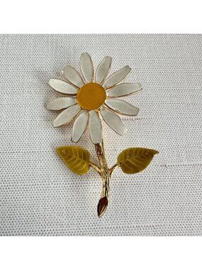 1960s White Enamel Daisy Brooch Gold Tone Olive Leaves 2.5"